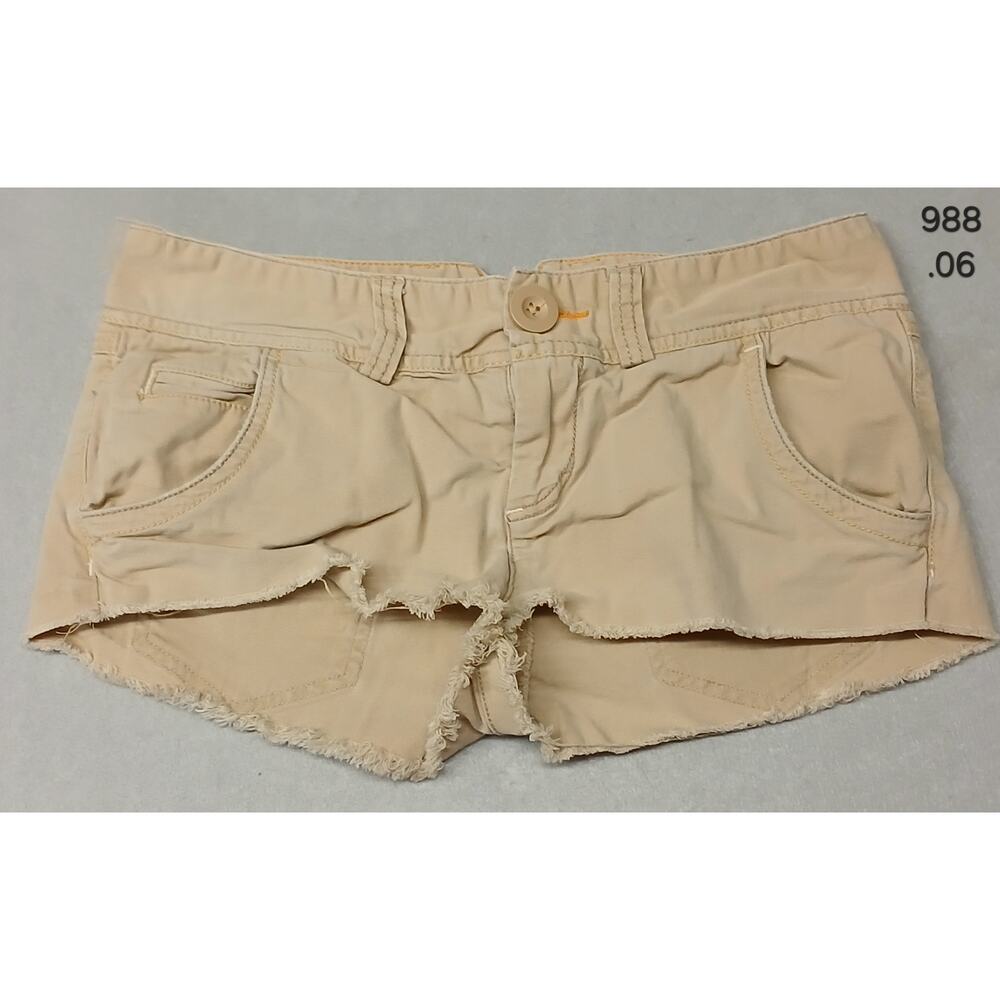 American Eagle (4) Mid Rise Beige Khaki Chino Shorts